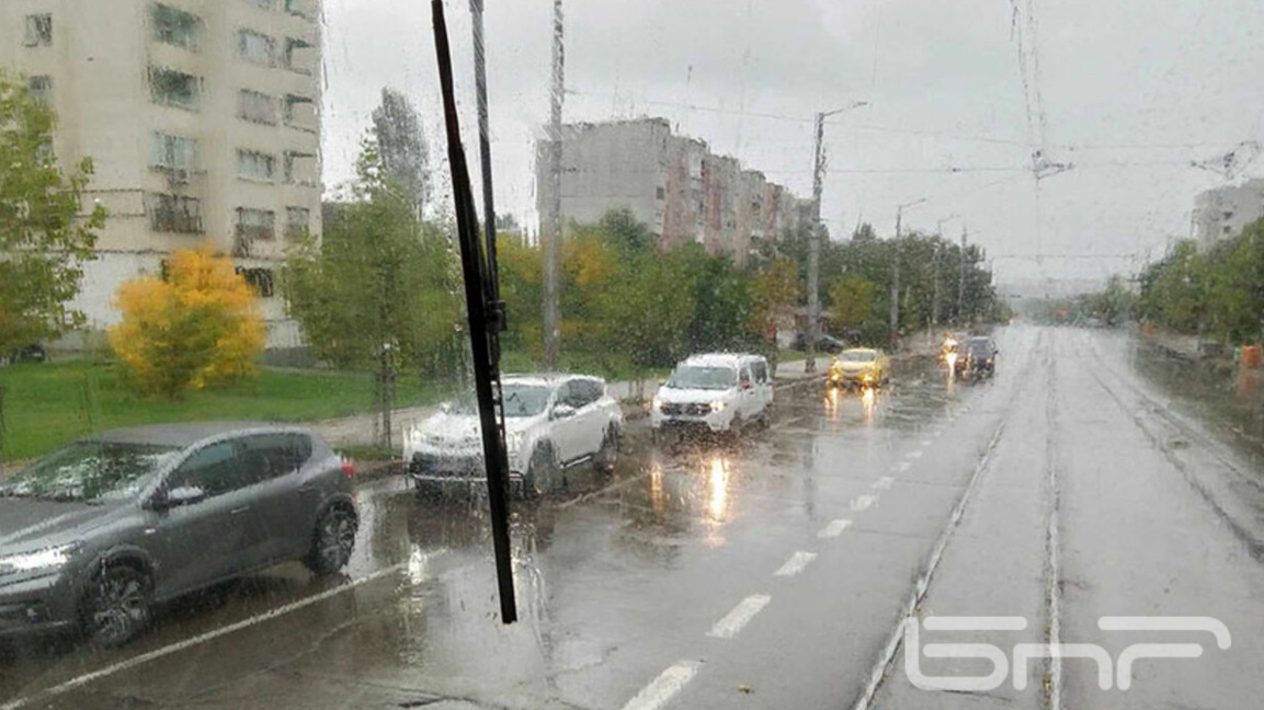Warning for heavy rainfall for four districts in Southwestern Bulgaria on Friday