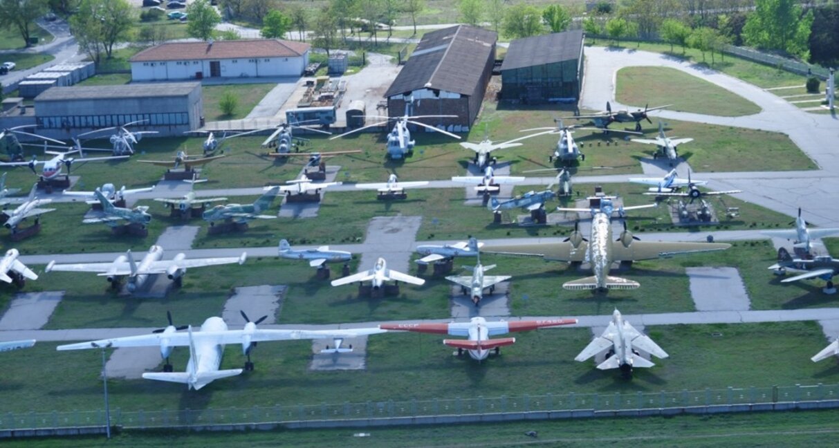 16 октомври - празник на авиацията и ВВС