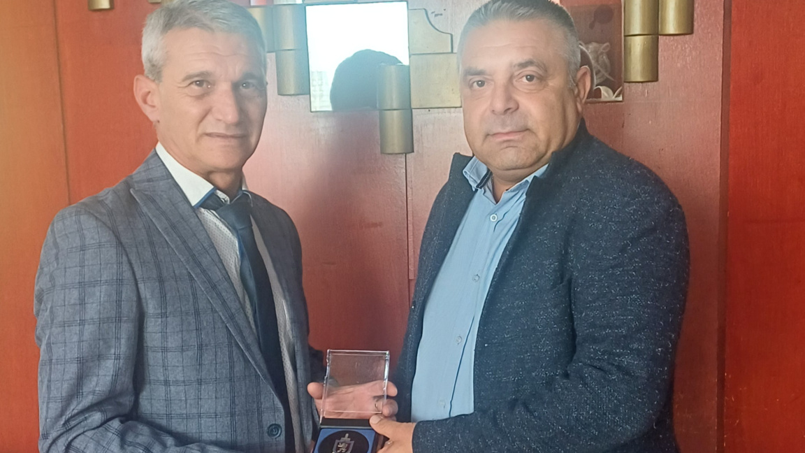 Наградиха старозагорски полицай с почетен знак на МВР