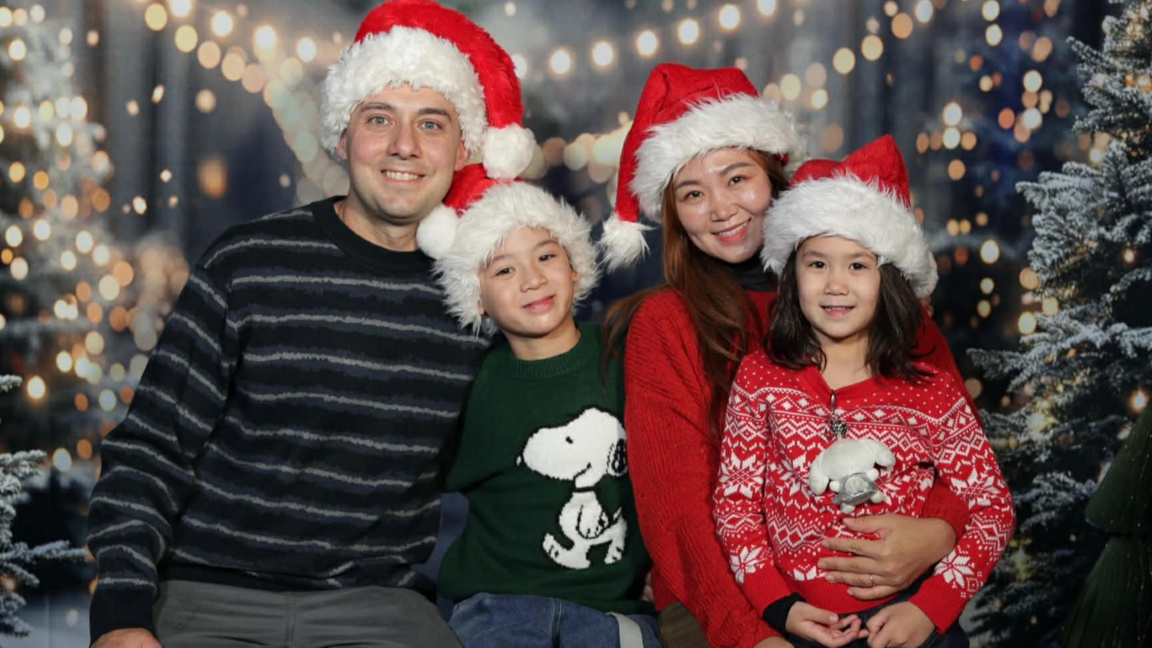 Валентин Йорданов от Лас Вегас: Коледа е детство с дъх на мандарини и шоколад