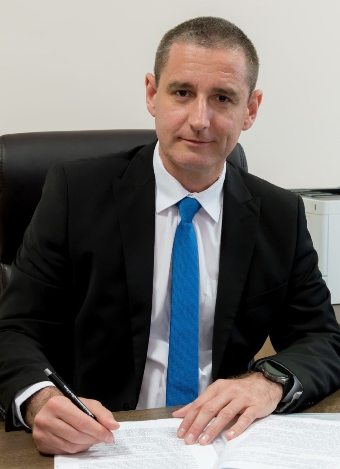 Владимир Николов