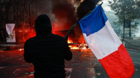 Около 1200 задържани при безредиците във Франция