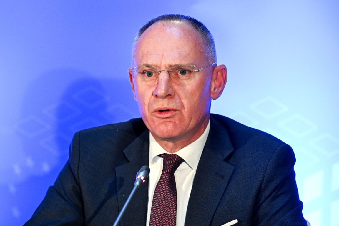 Министърът на вътрешните работи на Австрия Герхард Карнер