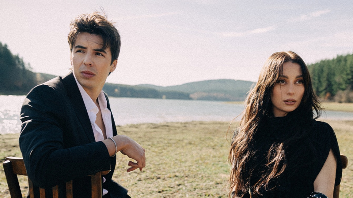 Mihaela Marinova and Tino with a personal musical moment in “Ako Mojeh”