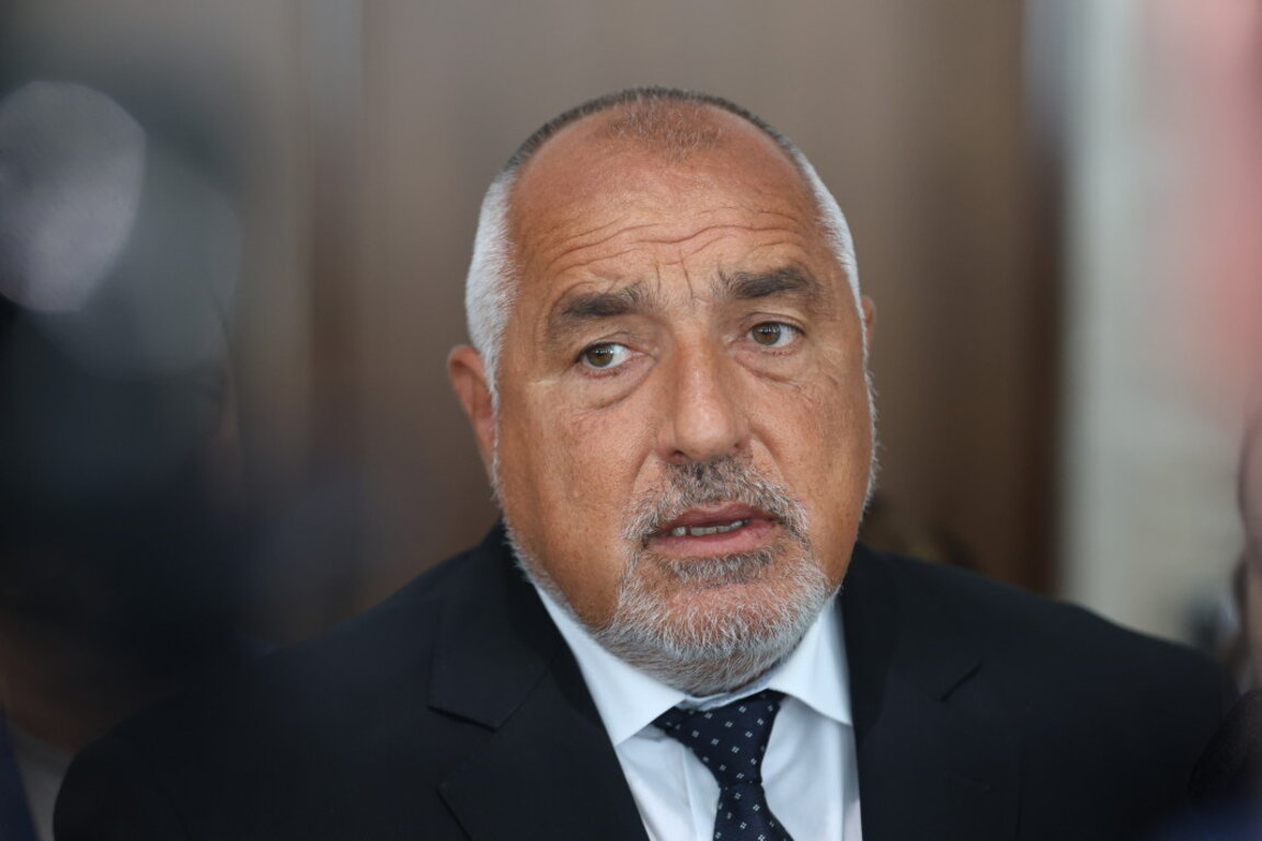 Бойко Борисов настоя за оставката на вътрешния министър Калин Стоянов