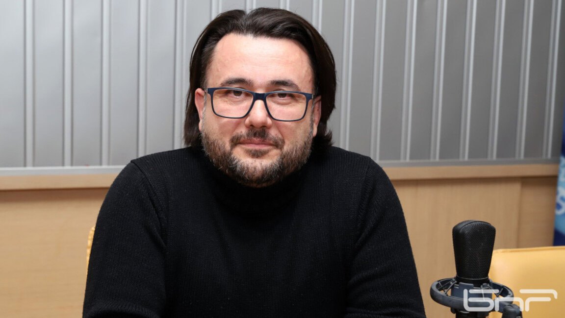 Доц. Николай Димитров