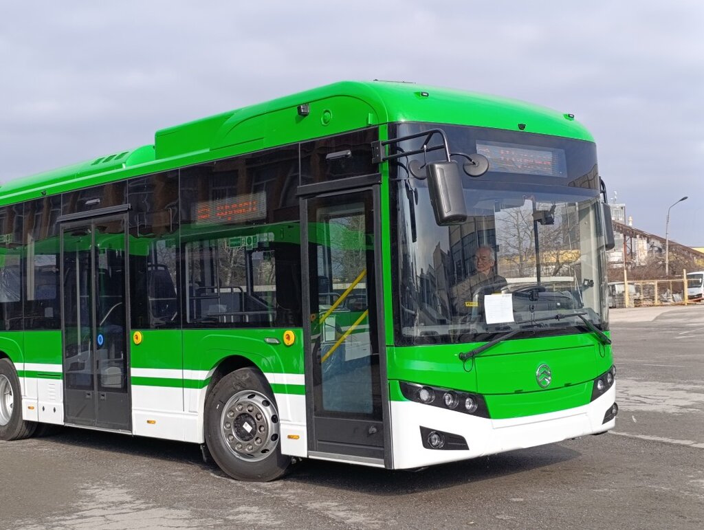 Електрическите автобуси в комплект