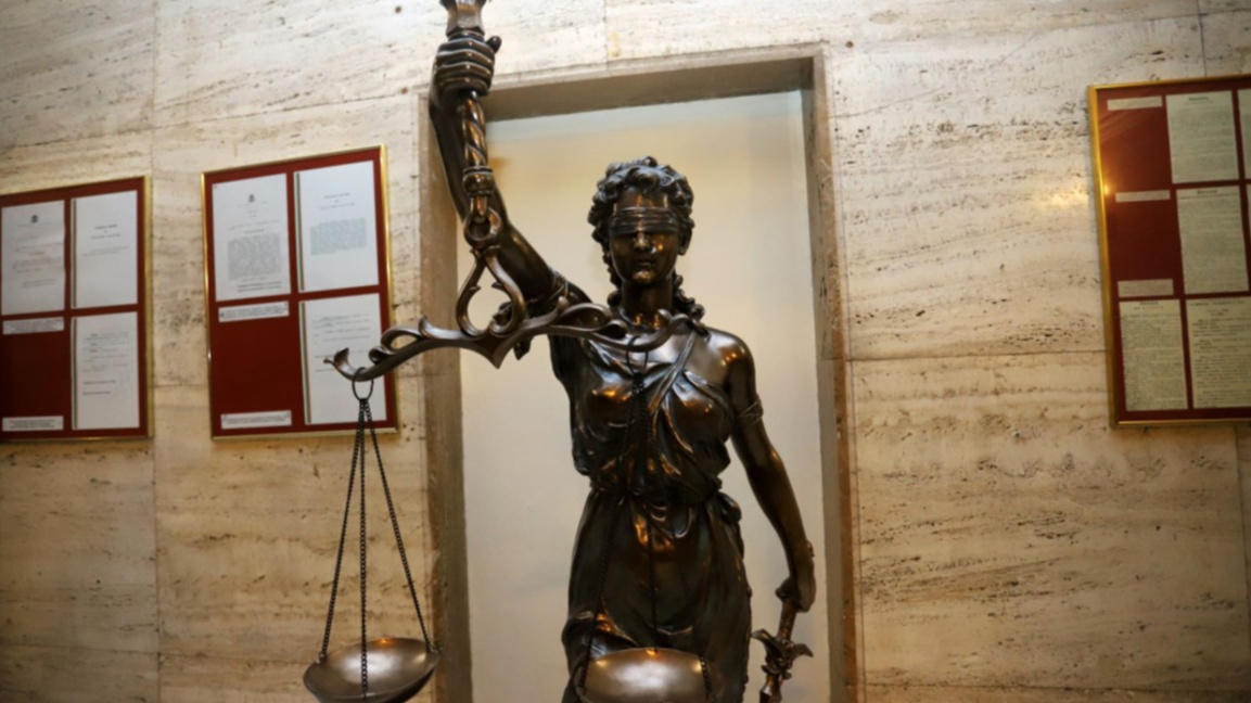 Прокурори и следователи се оплакват в Брюксел от политически атаки на ПП-ДБ