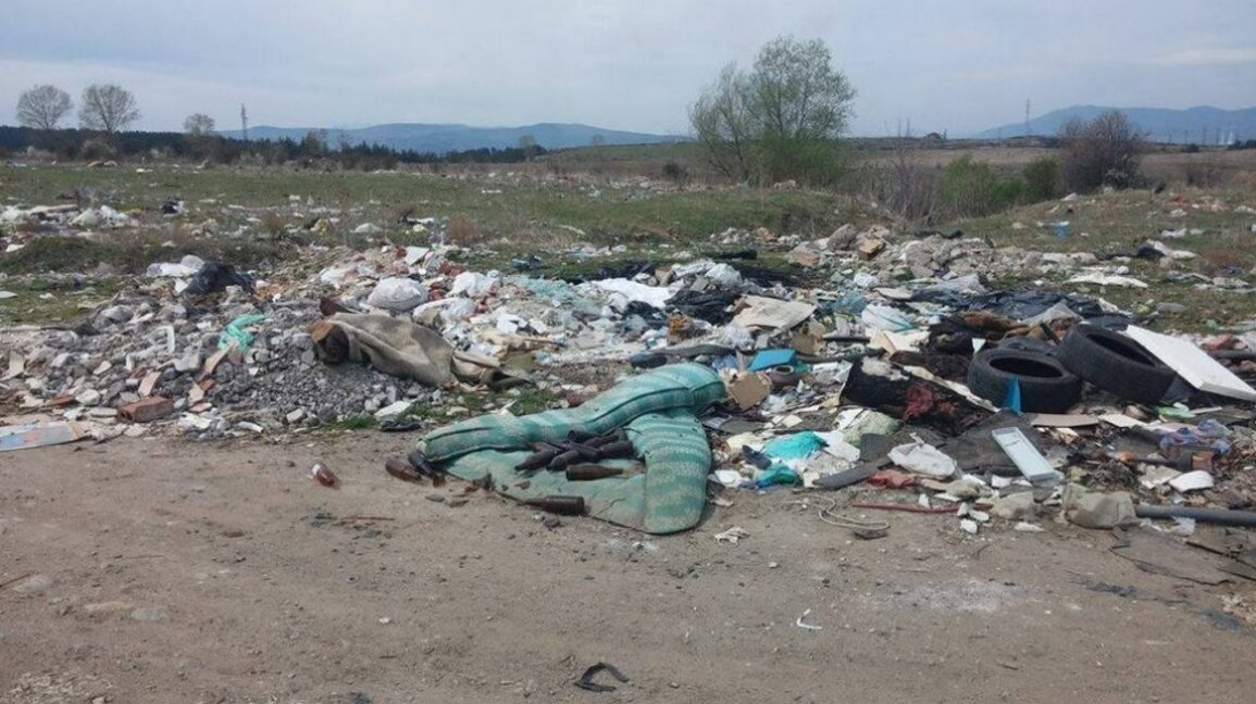 Нерегламентирано сметище в община Кюстендил.