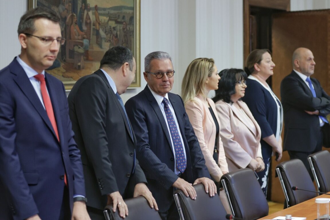 ДПС обеща подкрепа за служебния кабинет и министрите в него