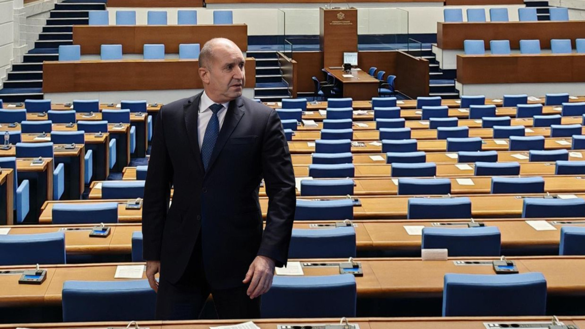 Оставката на президента Румен Радев отговори на обществените очаквания