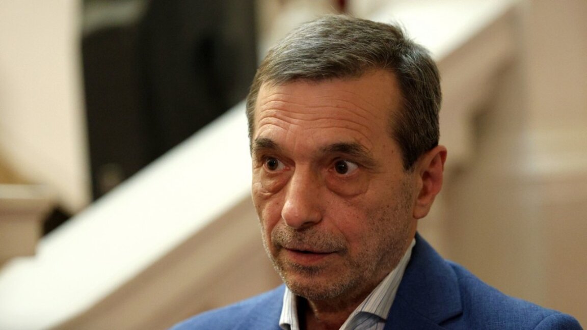 Димитър Манолов