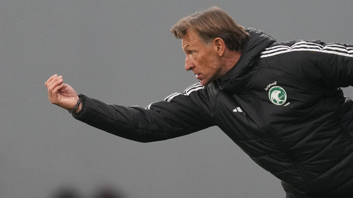 Ерве Ренар бе уволнен след загубите през март.