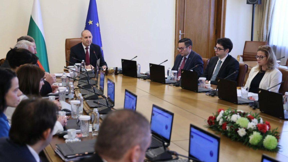 Ρούμεν Ράντεφ: Η Βουλγαρία θα γίνει ενεργειακή πύλη για την Ευρώπη 