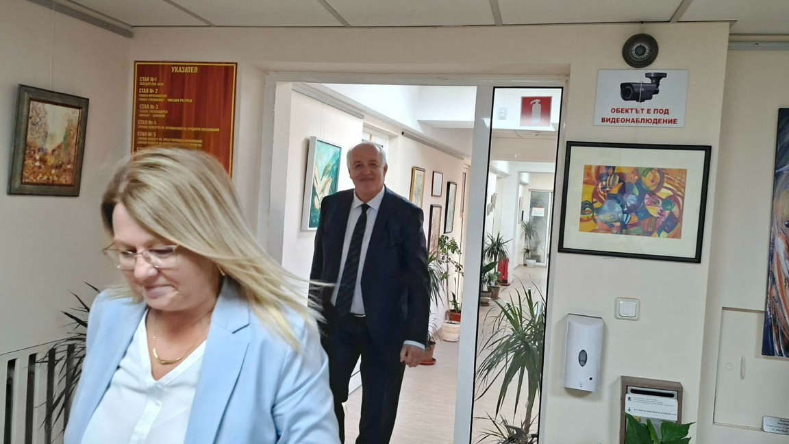 Представиха официално новия началник на РУО - Благоевград