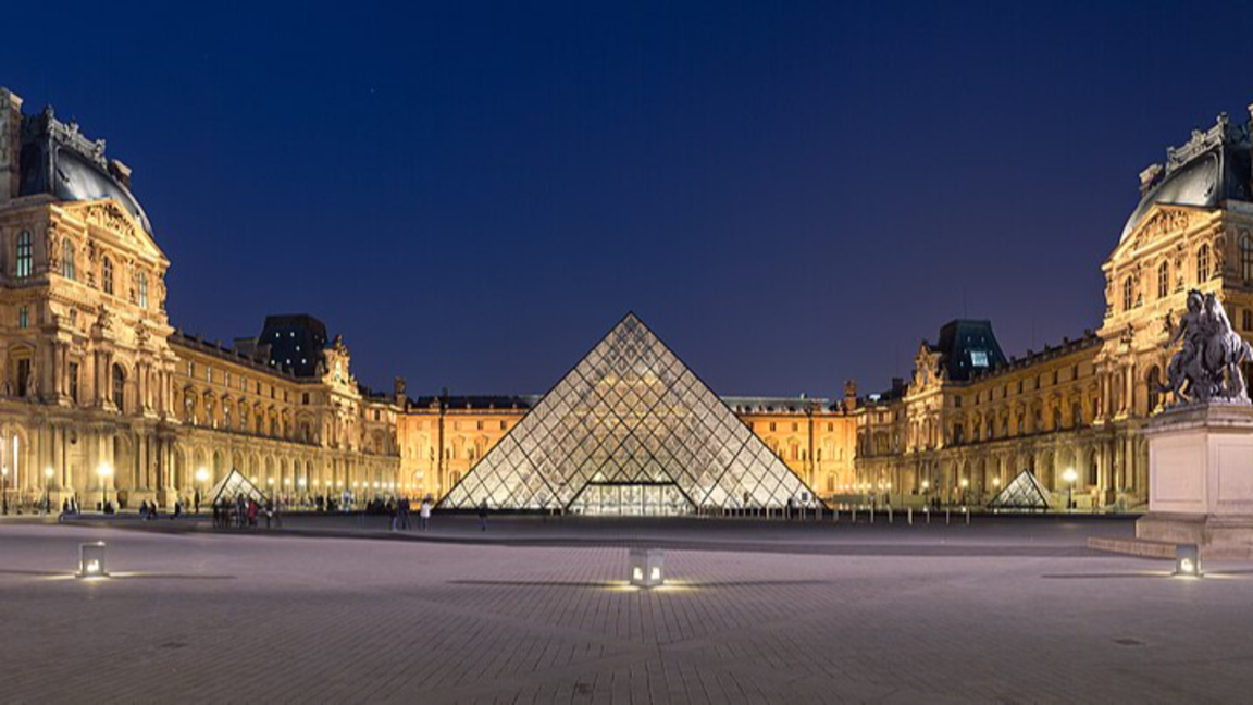 Музей "Лувър"