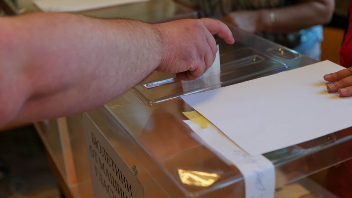 Радев първи и в Балчик, втори са ДПС