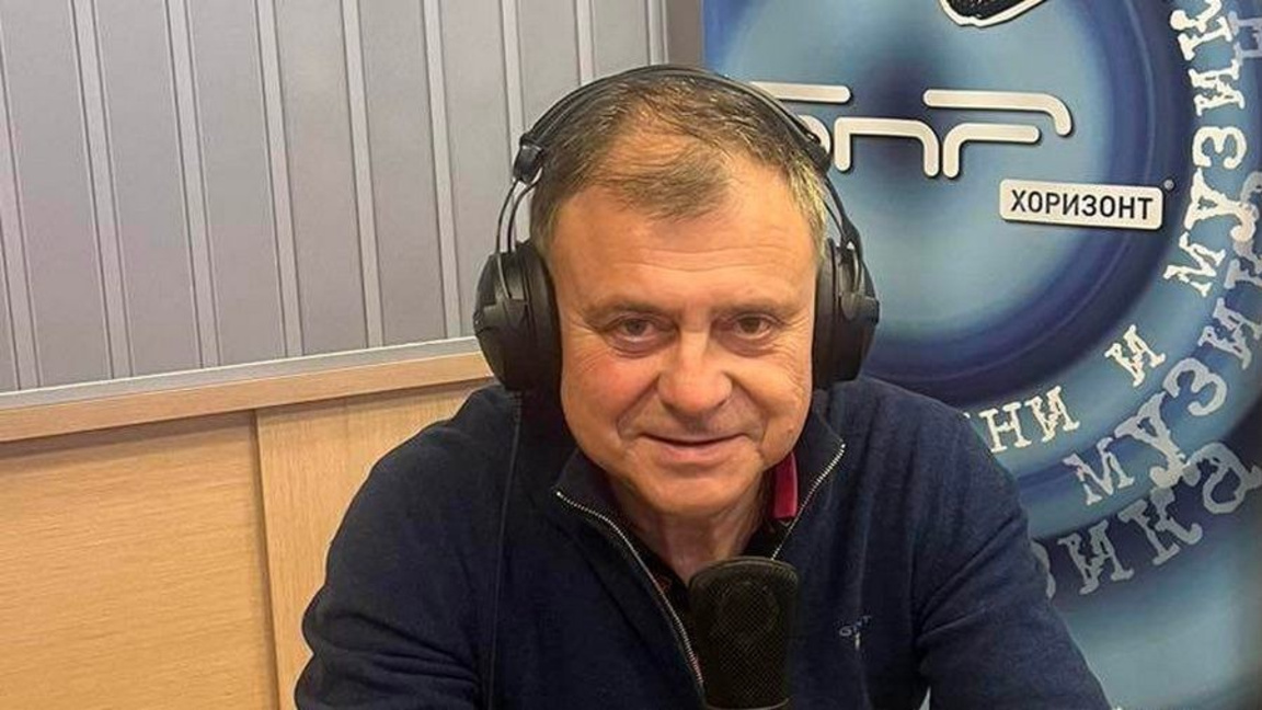 Александър Велев