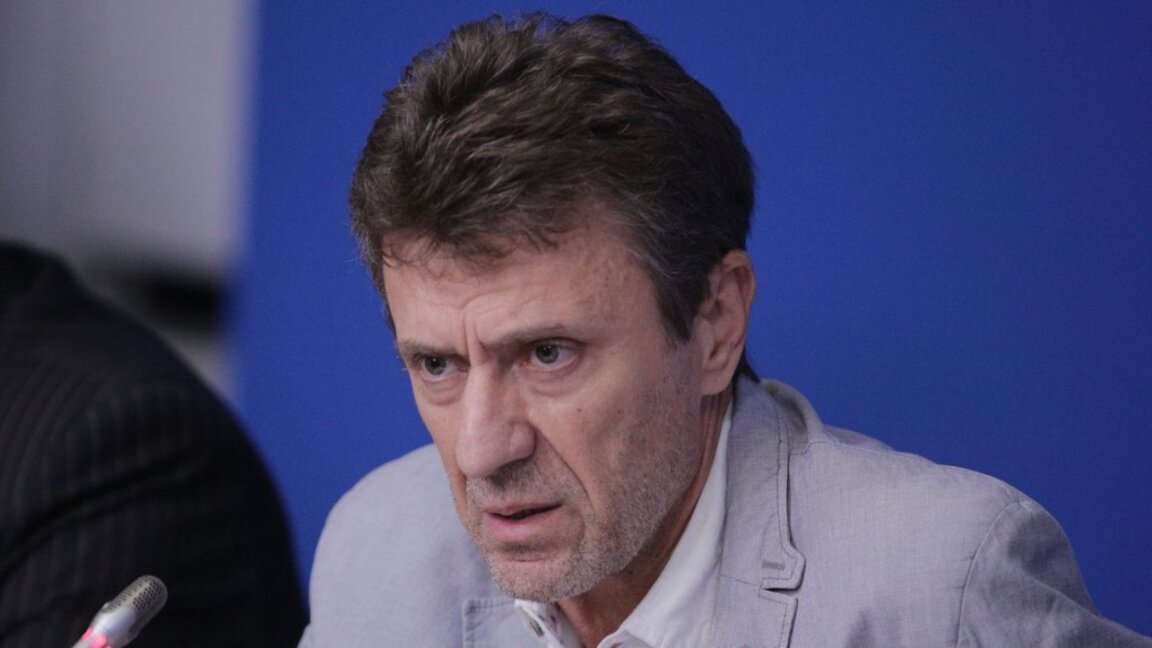д-р Неделчо Тотев