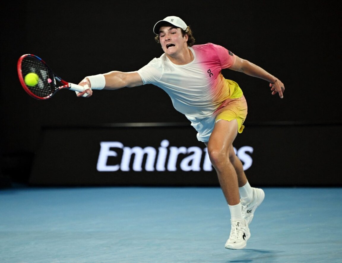 Жоао Фонсека е 112-и в световната ранглиста.