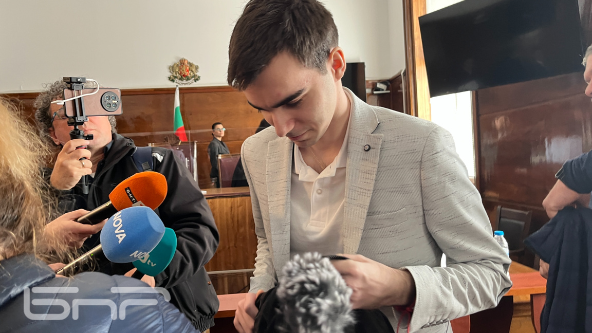 19-годишният подсъдим Николай Дюлгеров