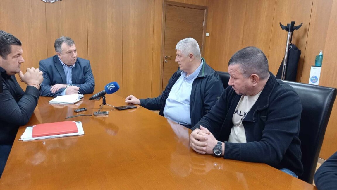 Бизнесът в Шумен иска паркоместа