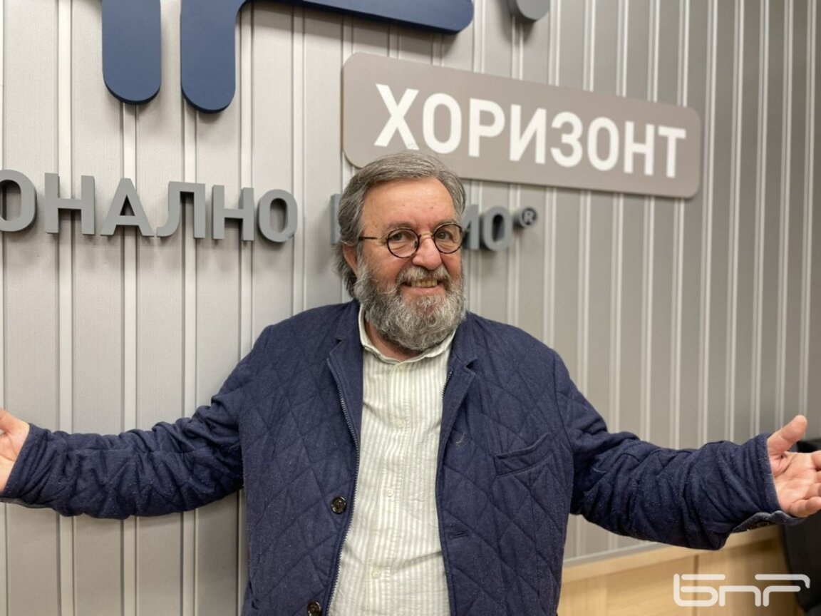 Антон Митов