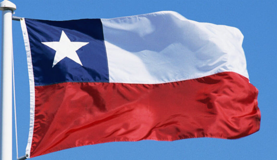 Комунистка и крайнодесен на балотаж за п...