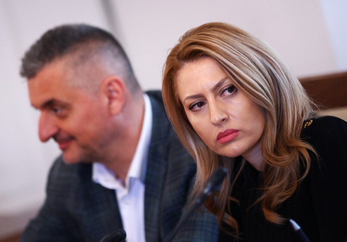 Рая Назарян - зам.-председател, Кирил Добрев - и член на Комисията по превенция и противодействие на корупцията на НС на заседанието на 31 юли 2025 г.