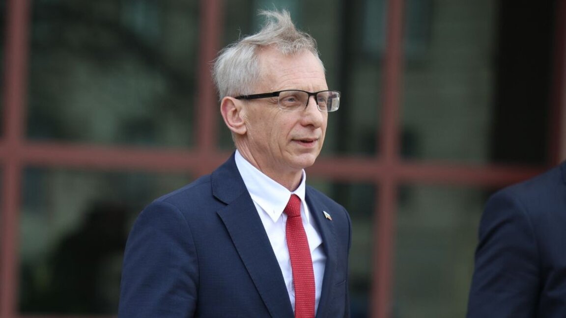 Müstafi Başbakan: Anayasal kriz için hiçbir neden göremiyorum