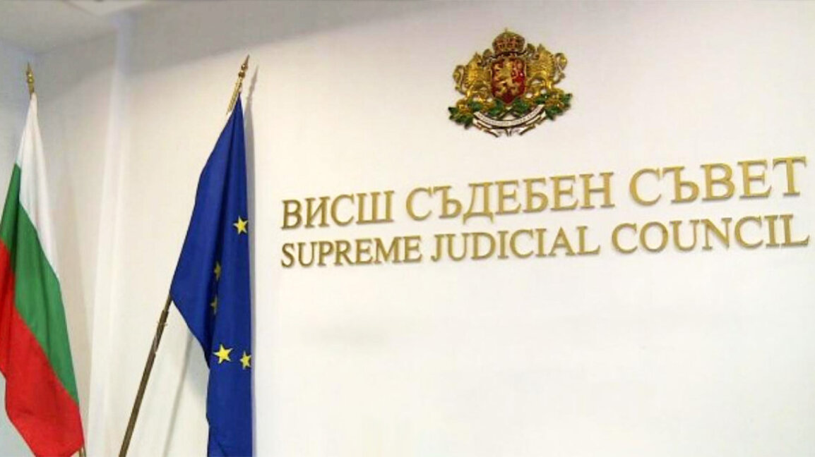 Këshilli i Lartë Gjyqësor u përgjigj me një deklaratë thirrjeve për të mos proceduar me zgjedhjen e kryeprokurorit dhe kryetarit të Gjykatës së Lartë Administrative