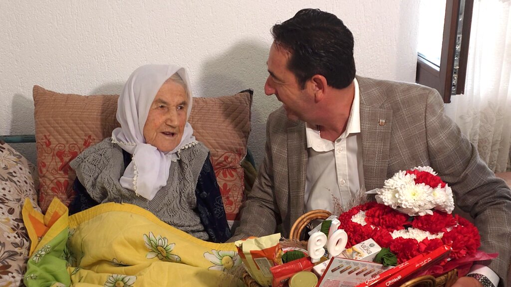 Bulgaristan’da yaşayan en yaşlı insan Podkova’dan Esma Mustafa’dır