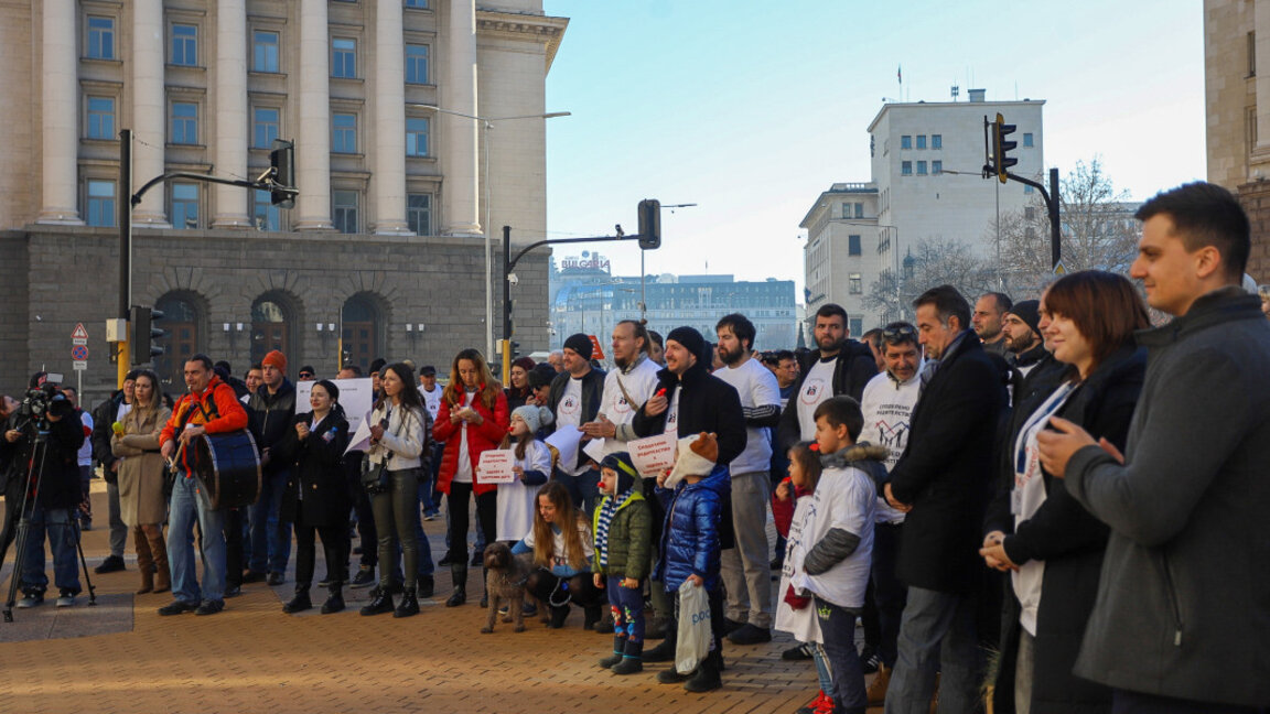 Etërit kërkuan futjen e prindërimit të përbashkët