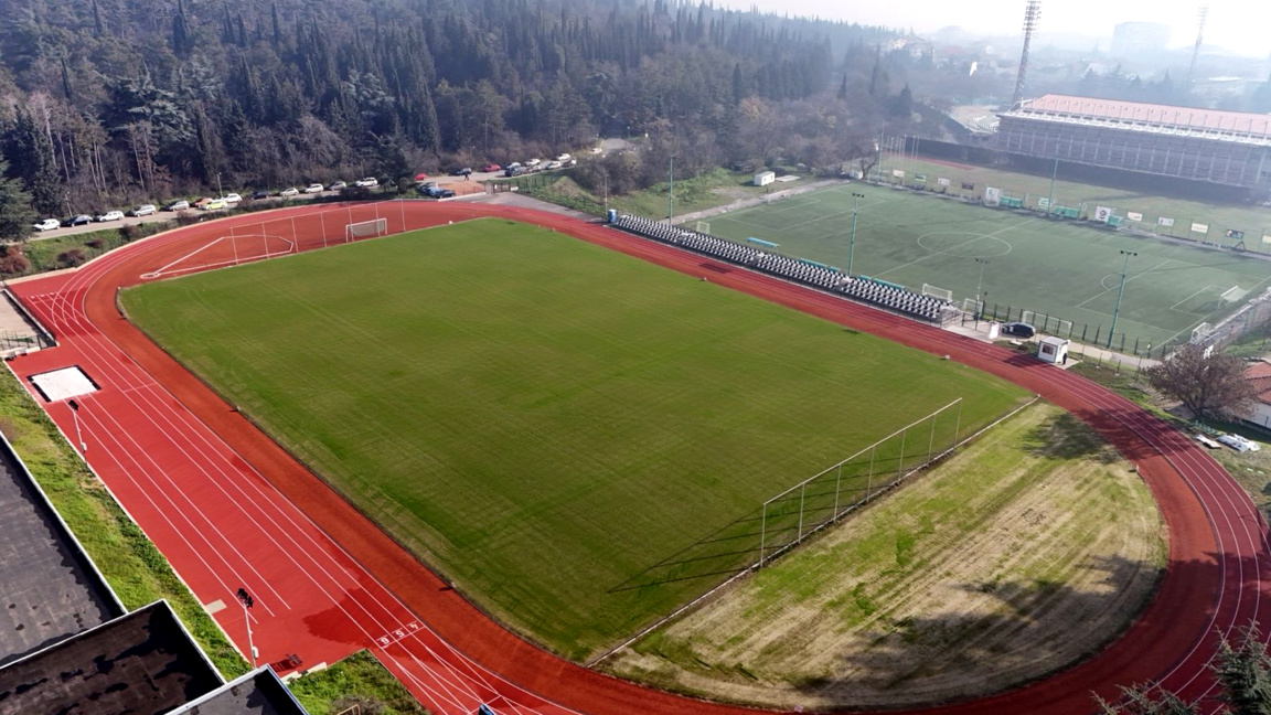 лекоатлетическата писта в Стара Загора