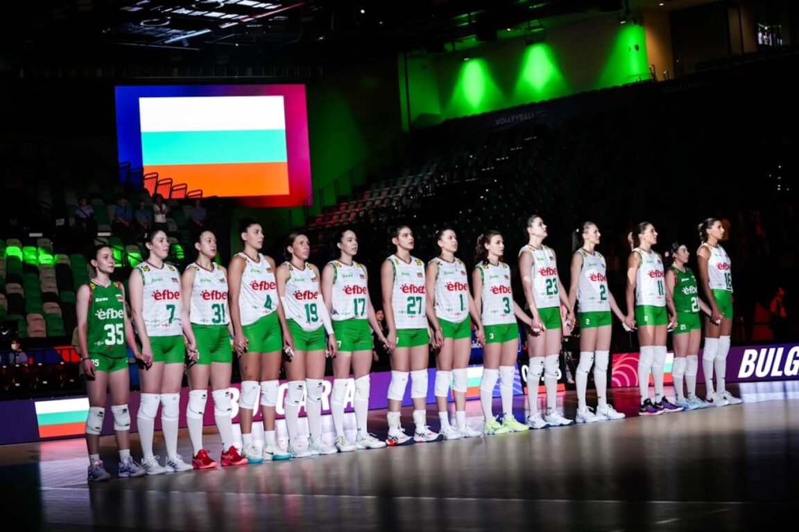 Националките отстъпиха с 1:3 гейма.