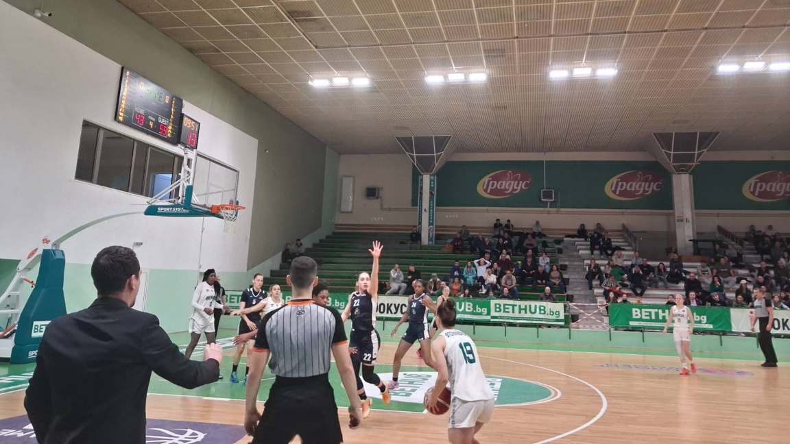 Баскетбол, Монтана, жени