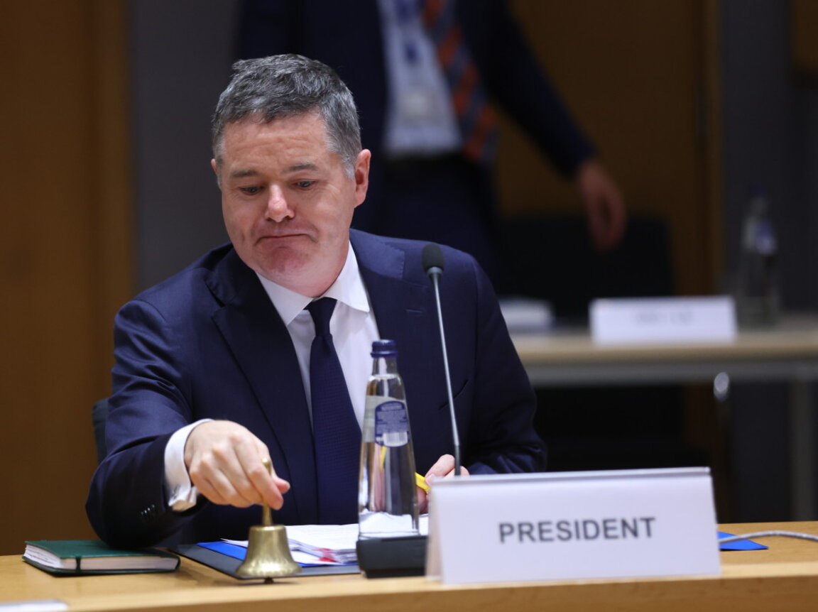 Паскал Донохоу , председател на Еврогрупата