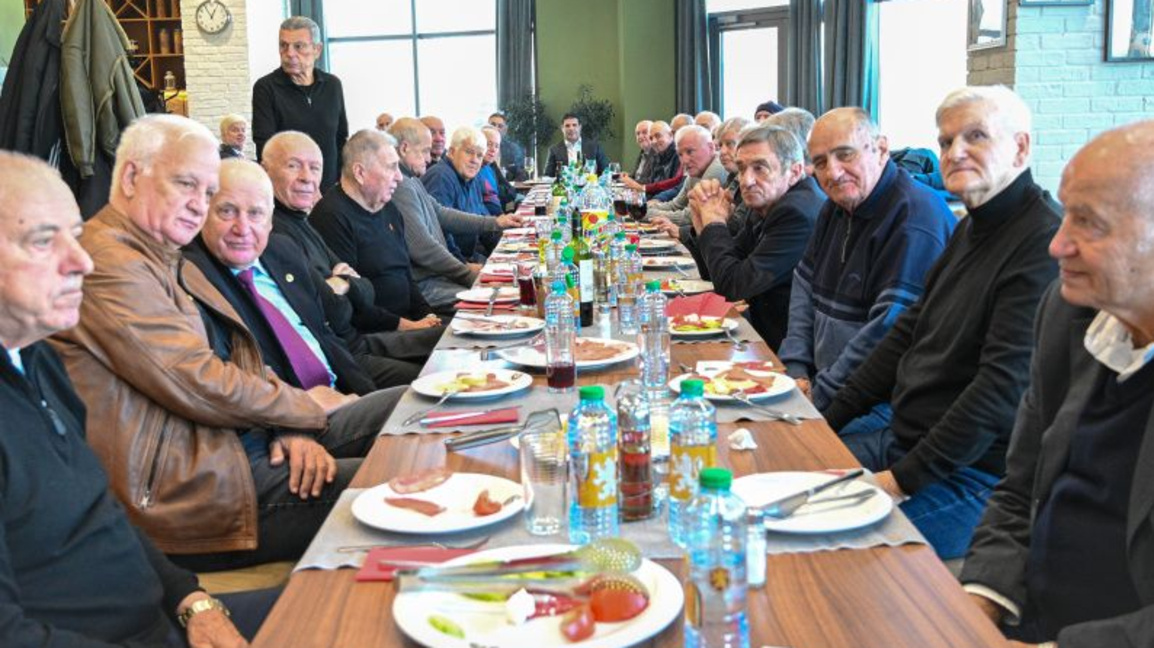 БФС даде традиционния Коледен обяд за ветерани