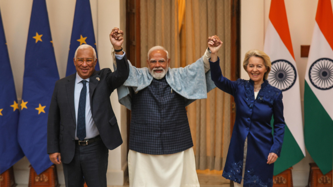 Председателите на Европейския съвет и ЕК Антониу Коща и Урсула фон дер Лайен с индийския премиер Нарендра Моди.