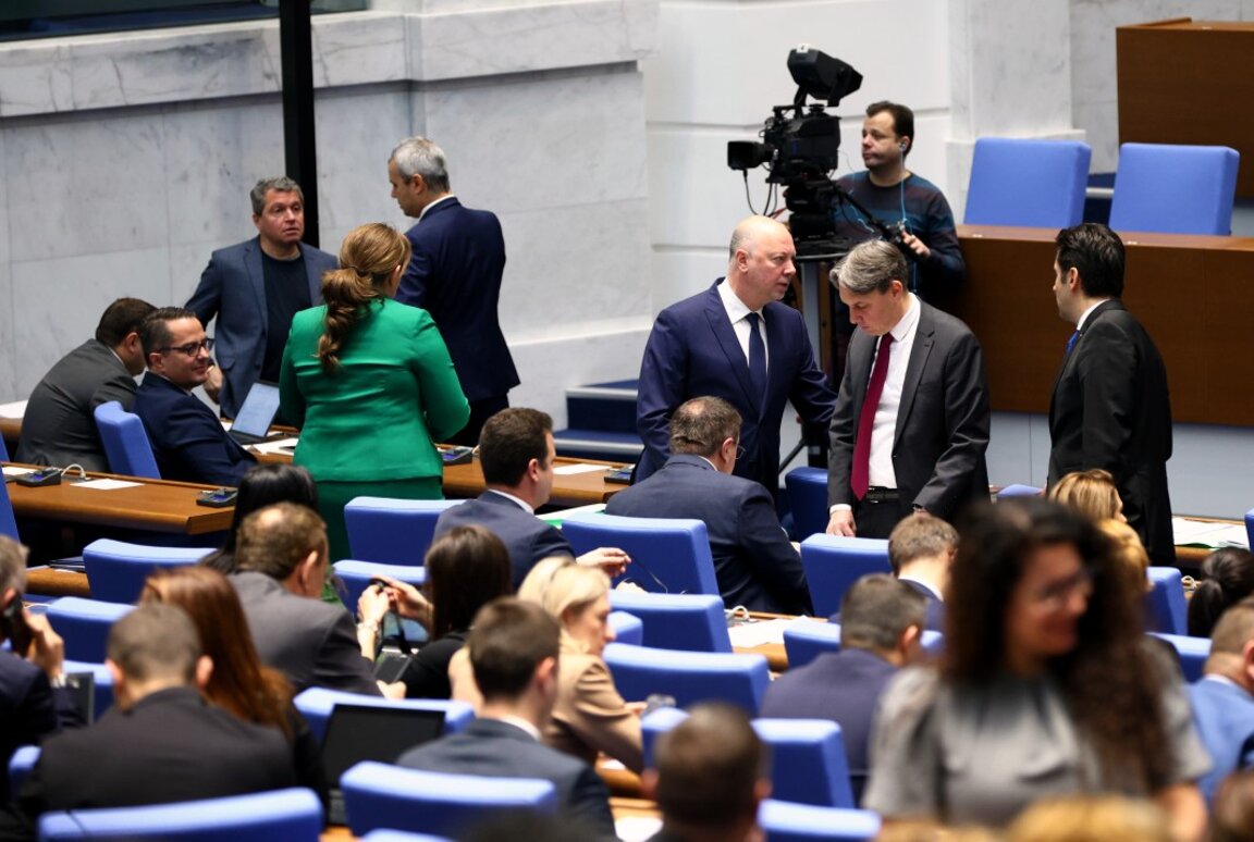 Депутати искат от институциите документи за демонтажа на ПСА