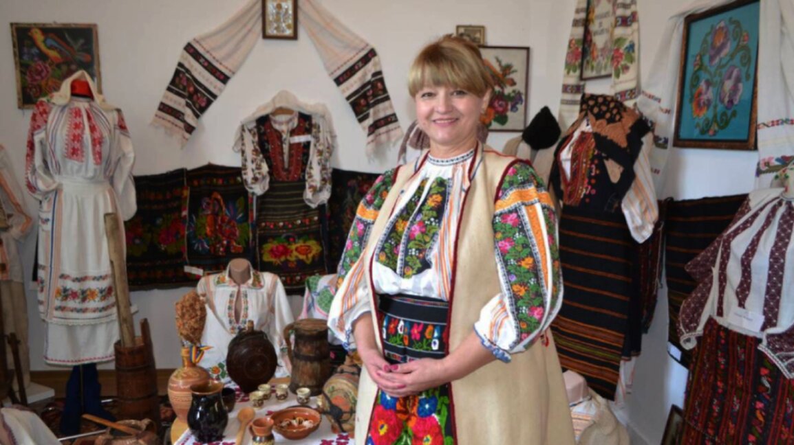 Лучия Костаке