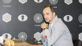 Веселин Топалов поведе с пет точки на Гари Каспаров