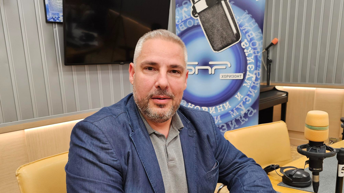 Адв. Методи Лалов