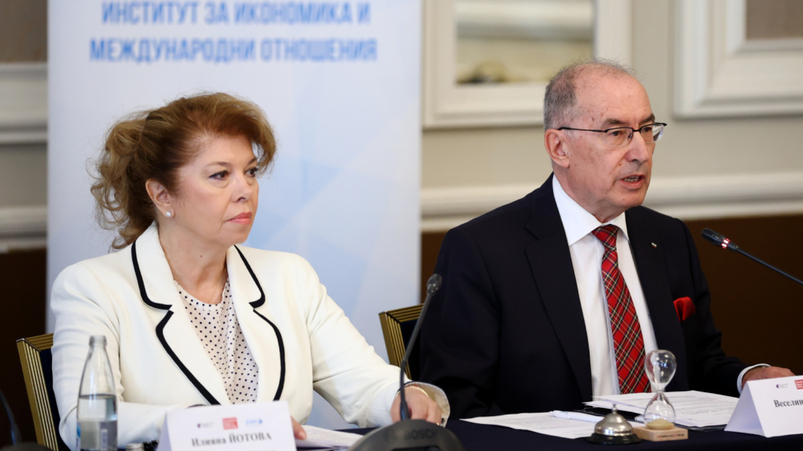 Президентът се обяви против възгледа за Черно море като милитаризирана зона