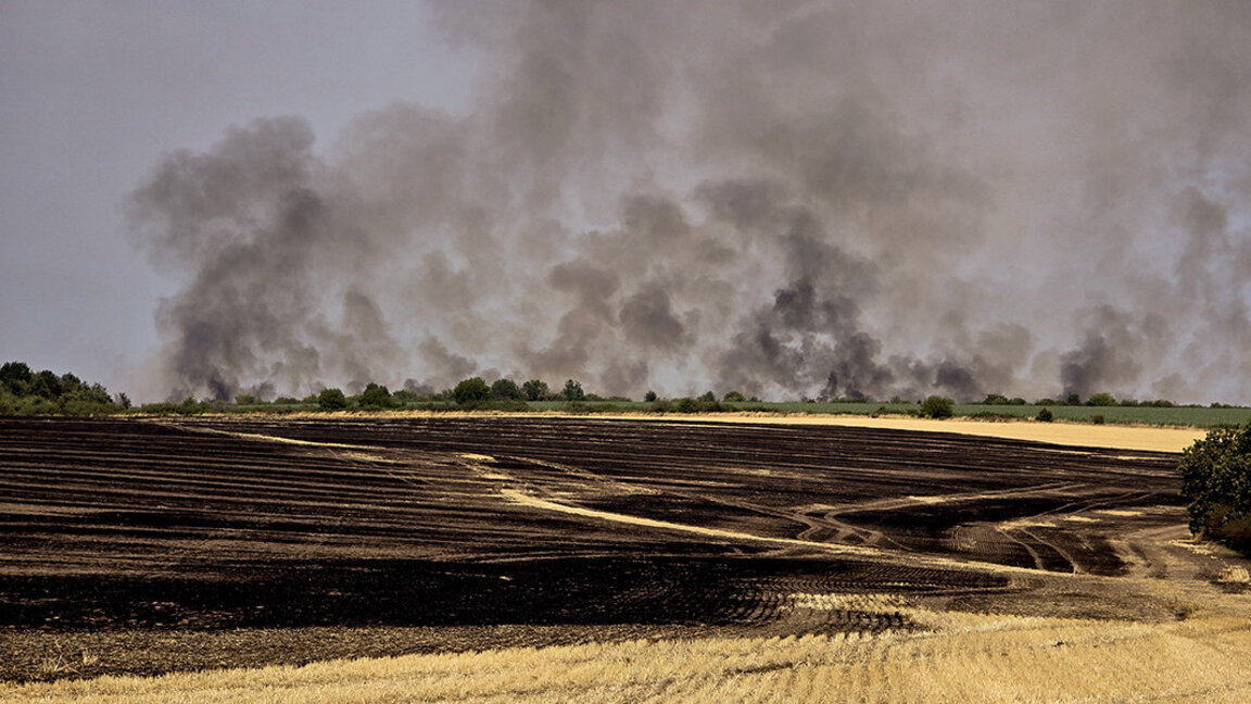 Ülke genelinde esen kuvvetli rüzgar nedeniyle yangın riski artıyor