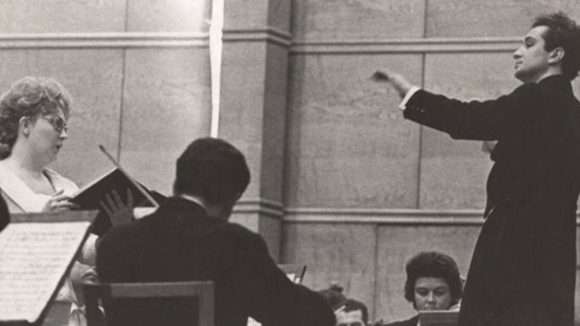 Mesru Mehmedov adını tarihe şef çubuğu i...