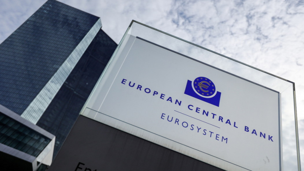Блог на ЕЦБ твърди, че ИИ може би създава, вместо да съкращава работни места