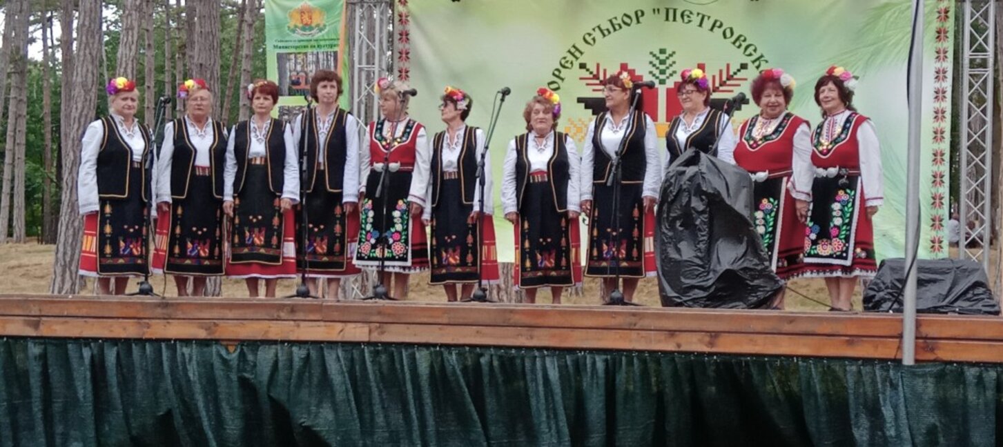 Ансамбъл „П. Волов“ с първа награда