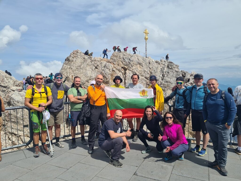 Bulgarischer Alpenclub bestieg Deutschlands höchsten Gipfel