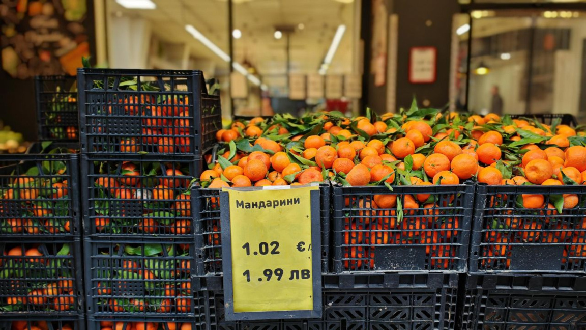 Οι Βούλγαροι πληρώνουν πλέον μόνο με ευρώ – που ξοδέψαμε τα τελευταία λέβα